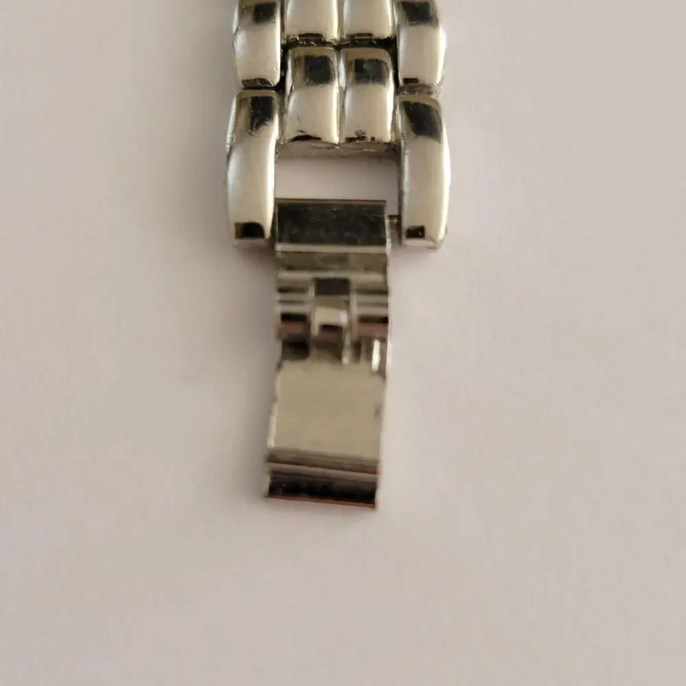 LS Womens Watch White Dial Silver Case Stainless Bracelet Quartz LS 15612